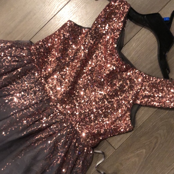 Girls formal dress bundle GREAT CONDITION - Picture 8 of 16